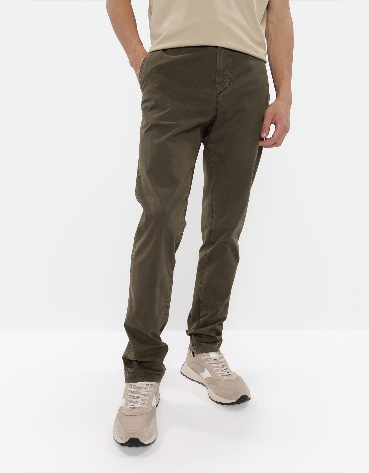 Shop AE Flex Slim Chino online | American Eagle Outfitters Kuwait